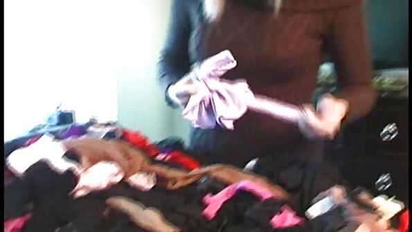 Two dark haired bitches are ready to ride a fantastic meat pole